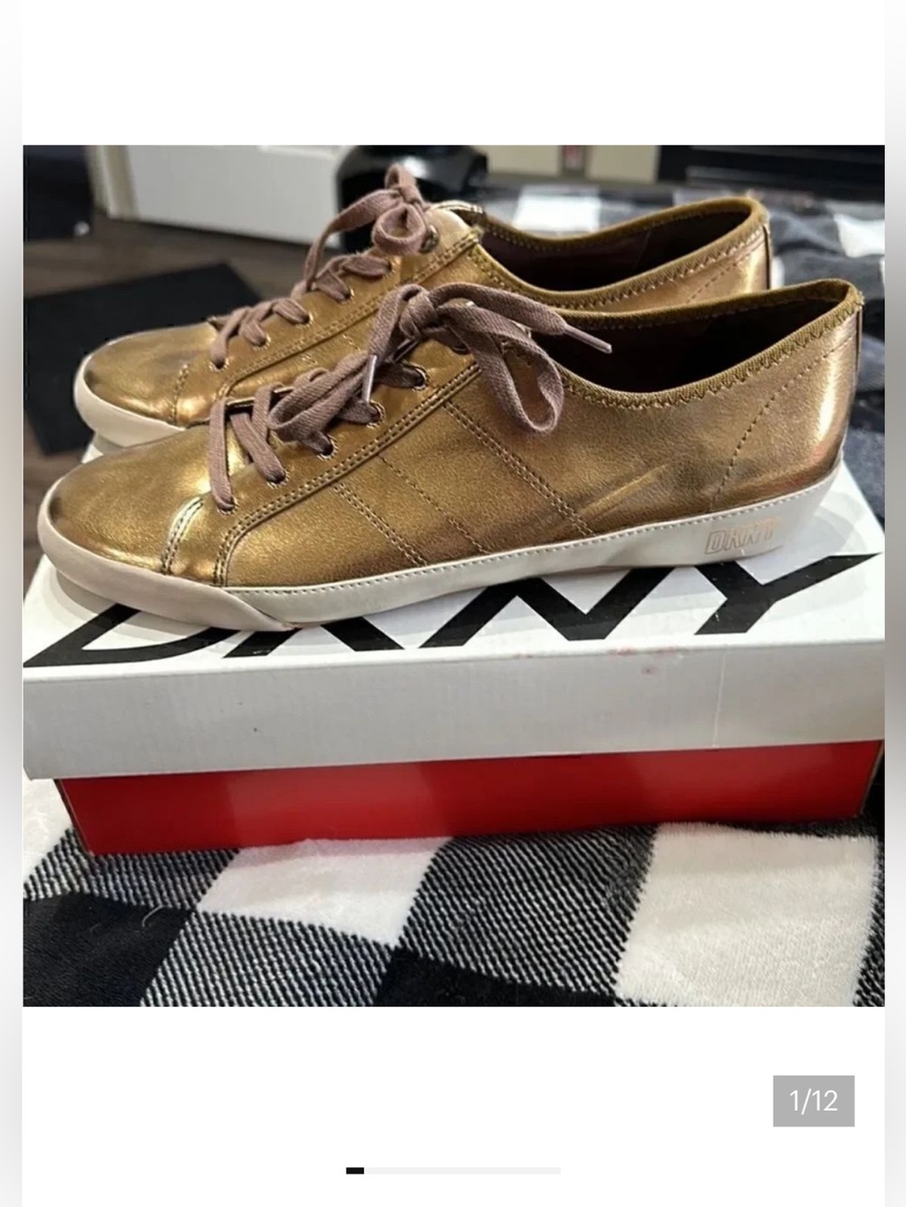 DKNY Mauri Old Gold Metallic Leather
Sneaker Shoes Comfort Lace Up